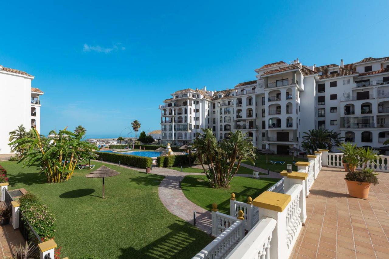 Marina Duquesa 256 Apartment Манилва Екстериор снимка