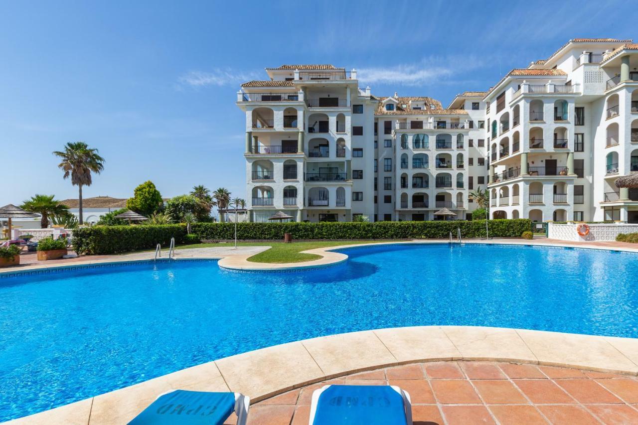 Marina Duquesa 256 Apartment Манилва Екстериор снимка
